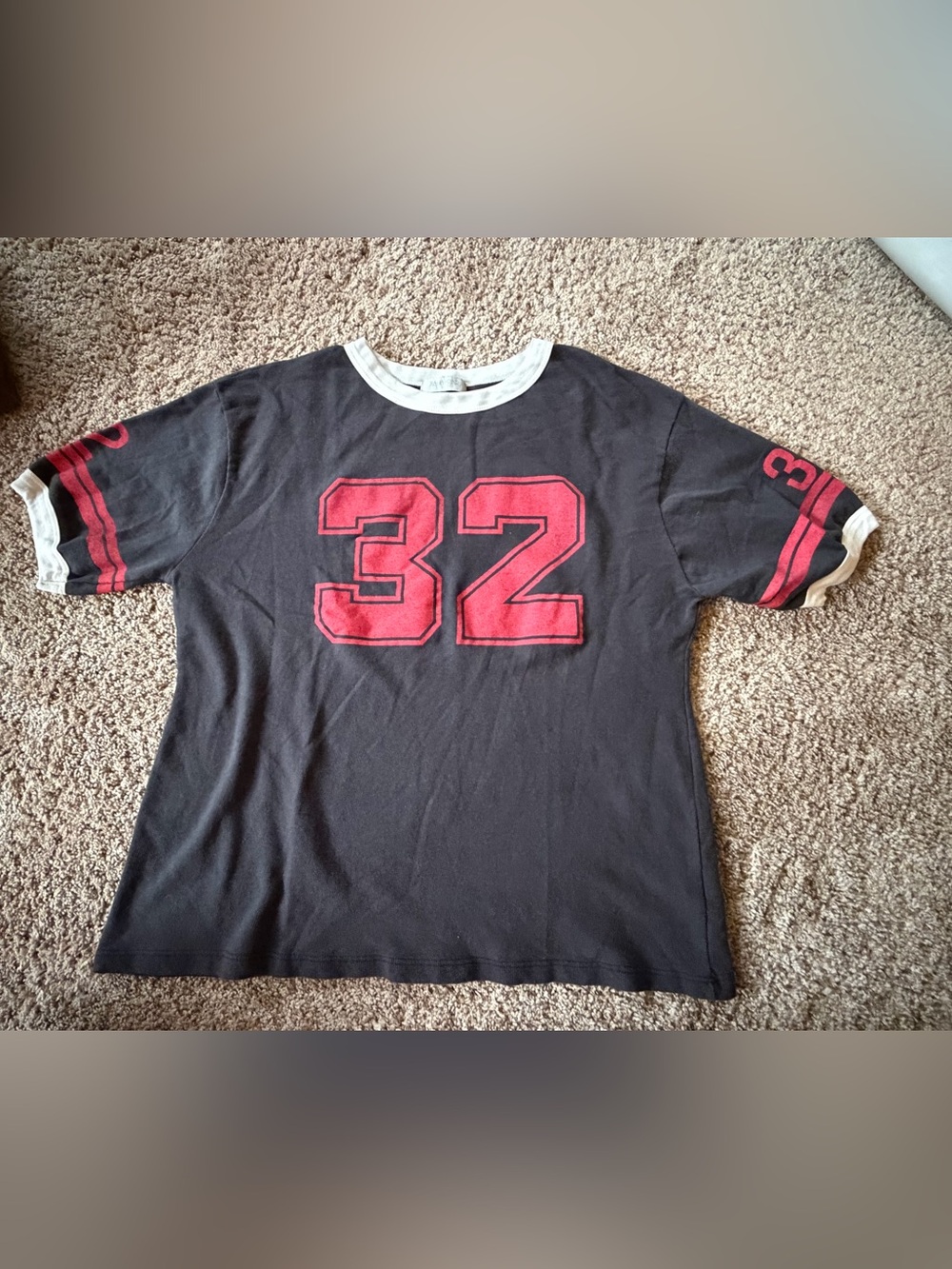 Brown Women’s Short-Sleeve Tee with Red '32' Graphic